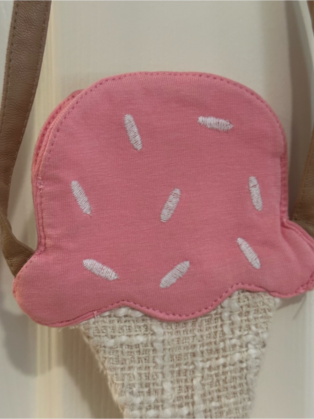 Kids Pink Ice Cream Crossbody Bag with Tan Strap - Picture 4 of 6